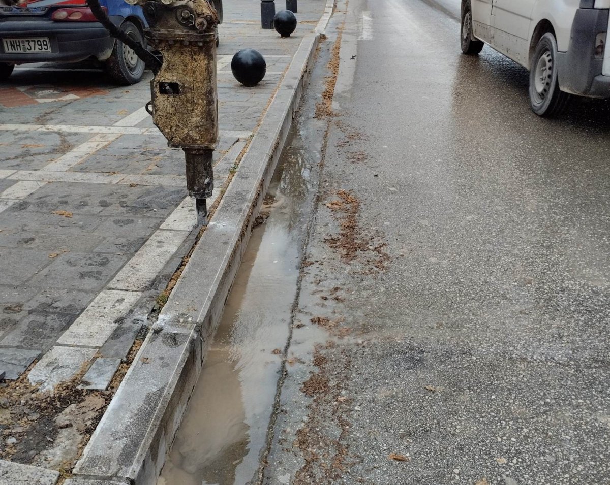 Αποκαταστάσεις Ασφάλτου, Πλακών Πεζοδρομίων, Σκαλοπατιών Κλπ