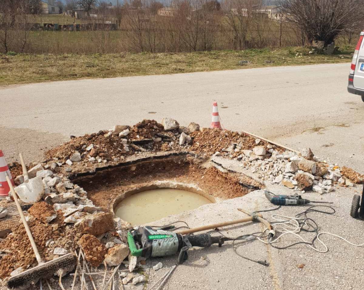 Αποκαταστάσεις Ασφάλτου, Πλακών Πεζοδρομίων, Σκαλοπατιών Κλπ