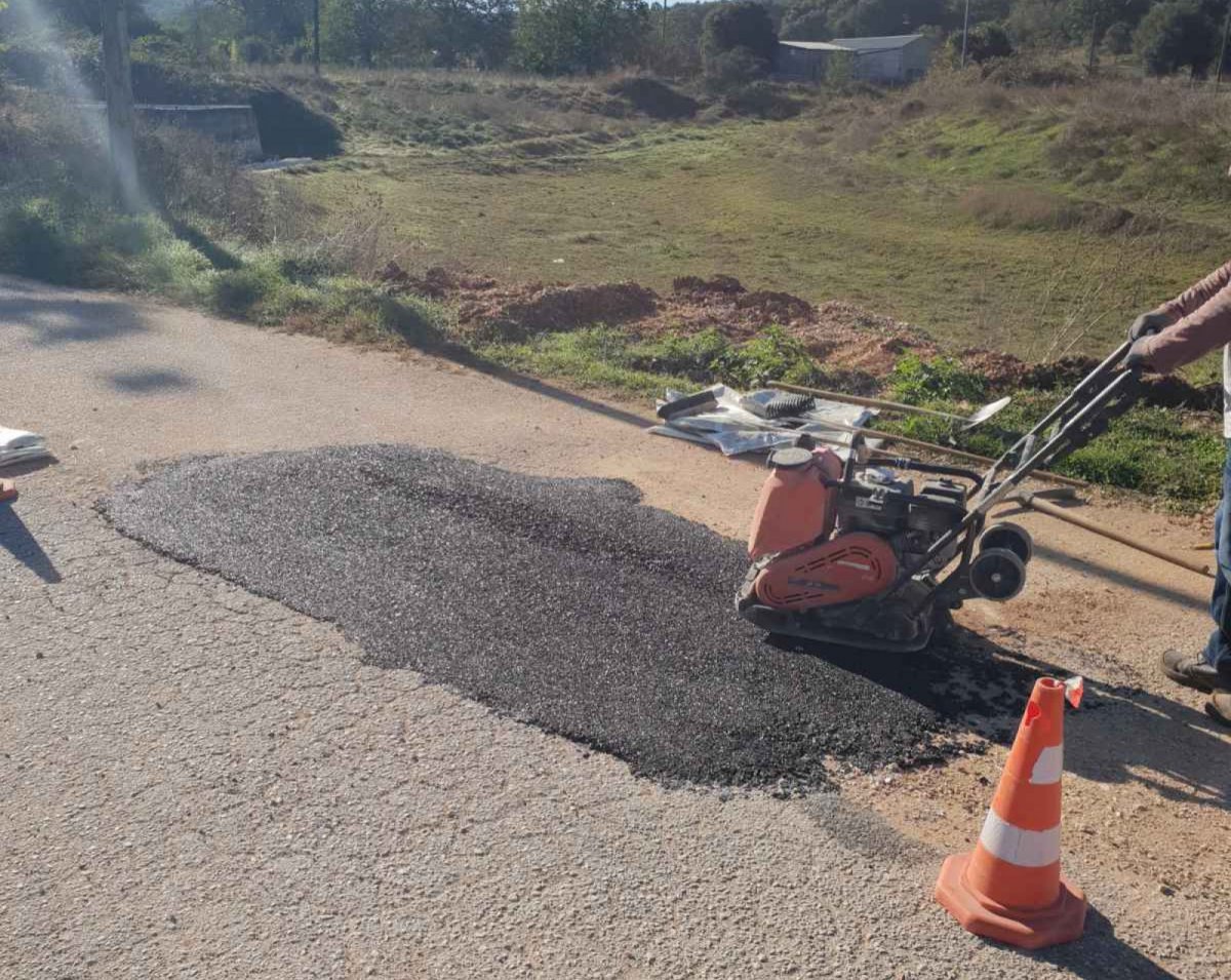 Αποκαταστάσεις Τομών Ασφάλτου, Πλακιδίων Και Τσιμεντοστρώσεων Από Επισκευές Βλαβών Ύδρευσης 