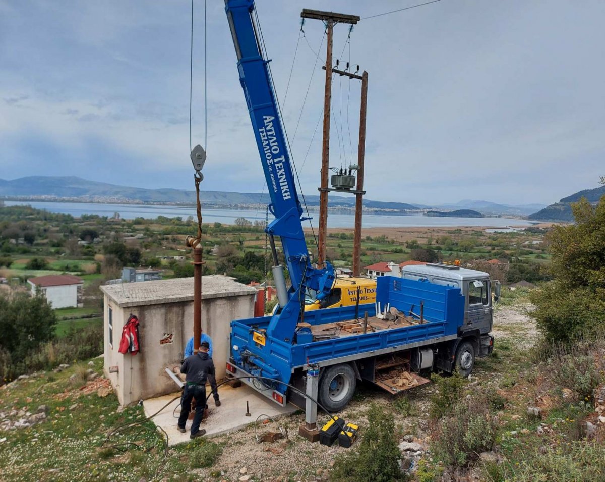 Αντικατάσταση Μοτέρ Σε Γεώτρηση Των Λογγάδων