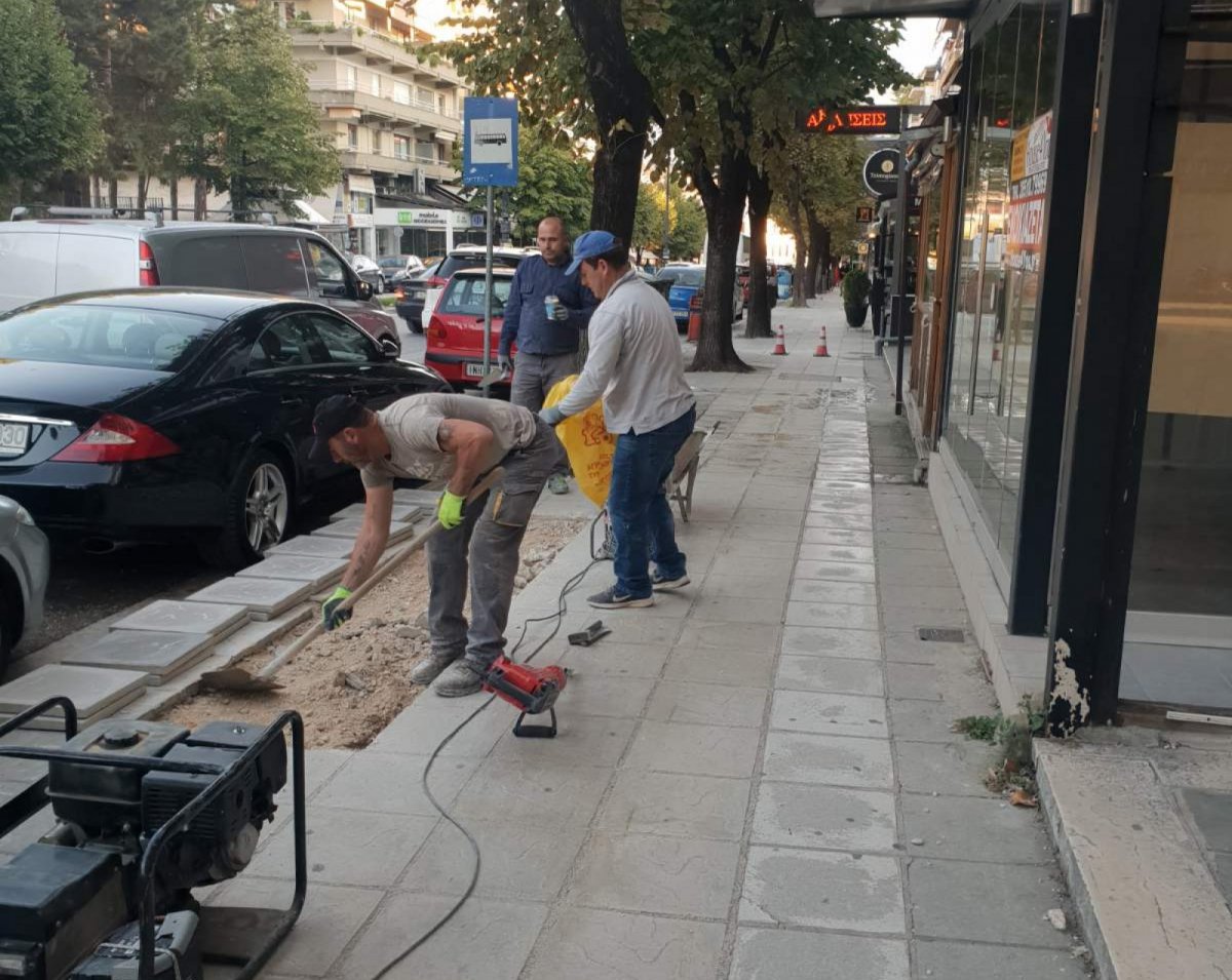 Αποκατάσταση Πλακών Πεζοδρομίων Από Βλάβες Ύδρευσης