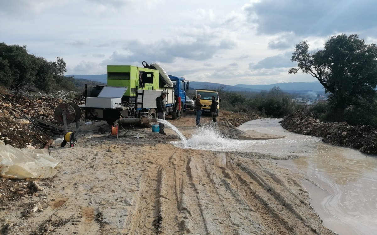 Δοκιμαστική Άντληση Νερού Στην 4η Γεώτρηση Λογγάδων